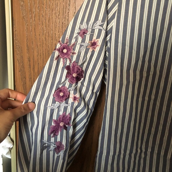 Dizzylissy embroidered long sleeve top - Picture 3 of 8